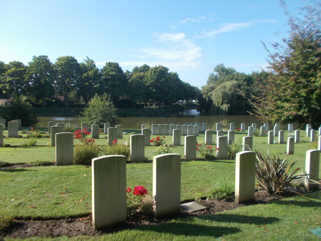 Ypres Ramparts Cemetary